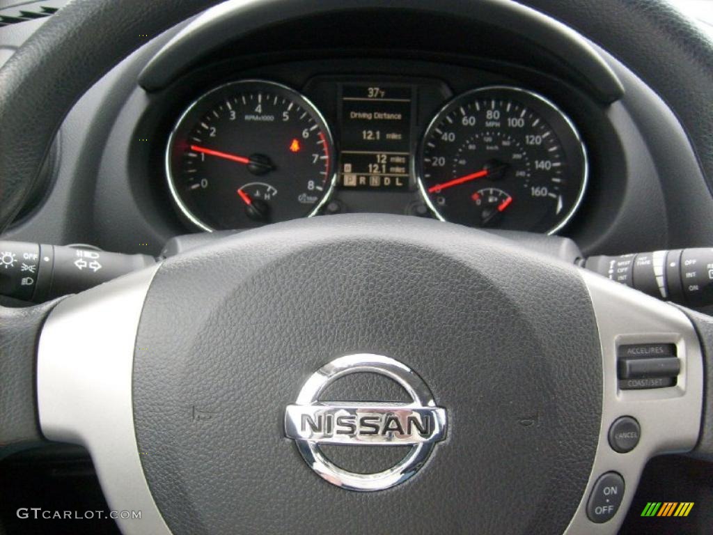 2011 Rogue S AWD - Wicked Black / Black photo #17