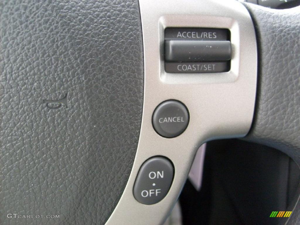 2011 Rogue S AWD - Wicked Black / Black photo #18
