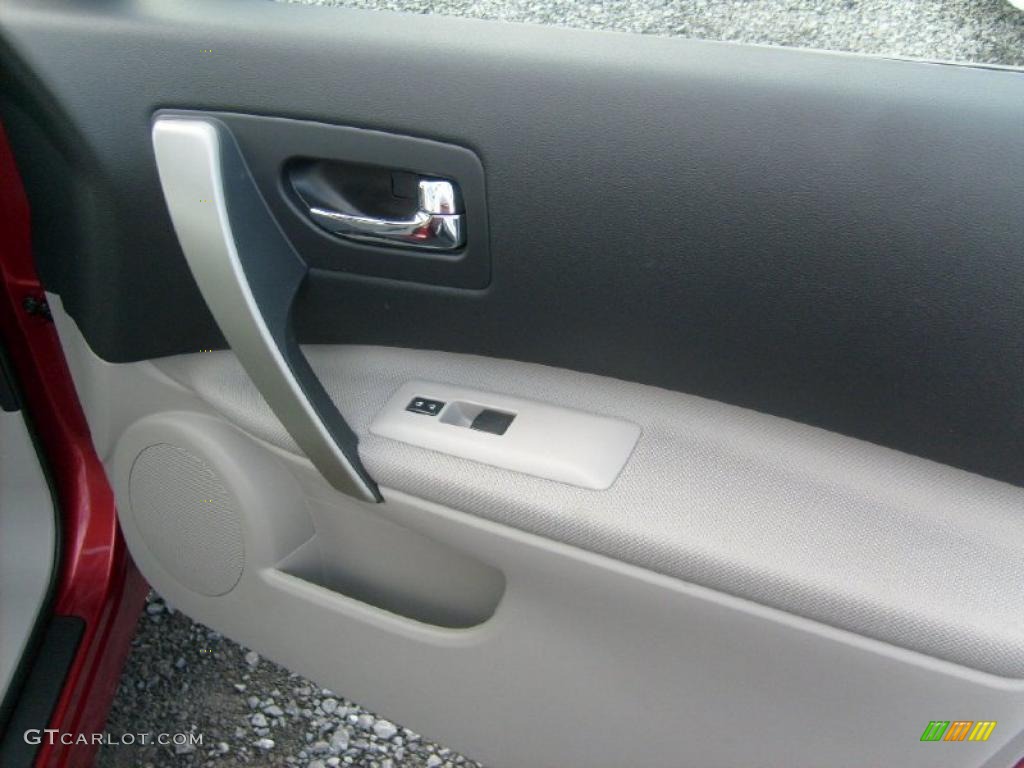 2011 Rogue S AWD - Cayenne Red / Gray photo #16