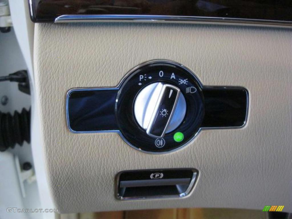 2011 Mercedes-Benz S 550 Sedan Controls Photo #45905894
