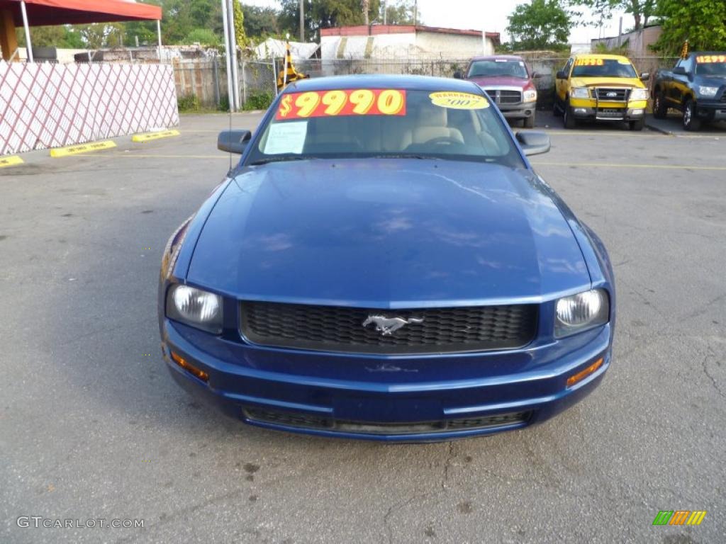 2007 Mustang V6 Deluxe Coupe - Vista Blue Metallic / Medium Parchment photo #2