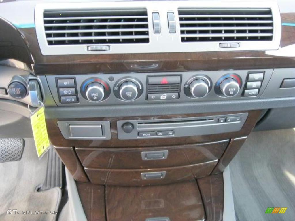 2008 BMW 7 Series 750Li Sedan Controls Photo #45906284