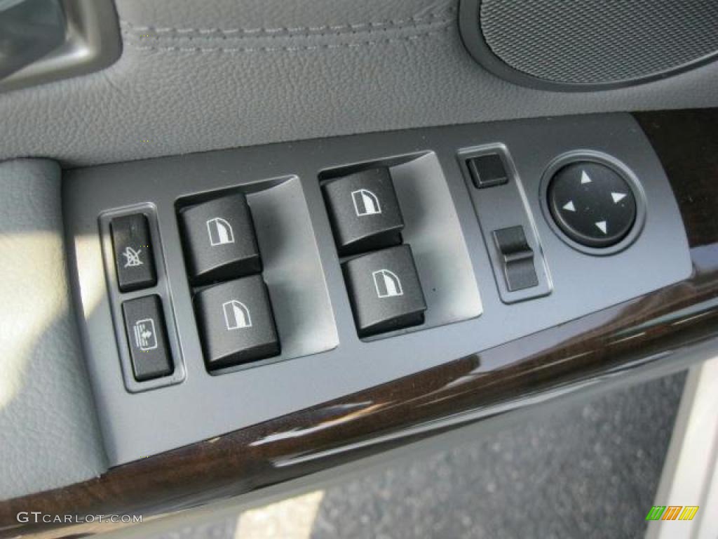 2008 BMW 7 Series 750Li Sedan Controls Photo #45906353