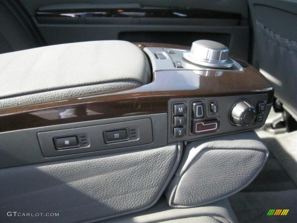 2008 BMW 7 Series 750Li Sedan Controls Photo #45906389