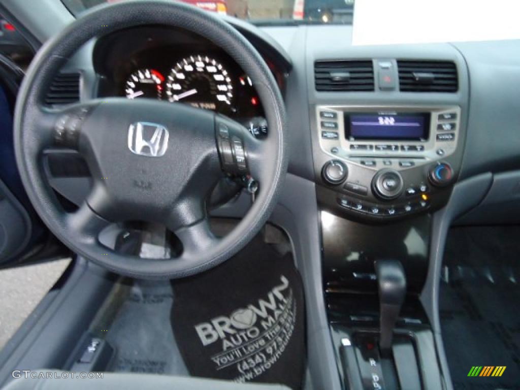 2006 Accord SE Sedan - Royal Blue Pearl / Gray photo #8