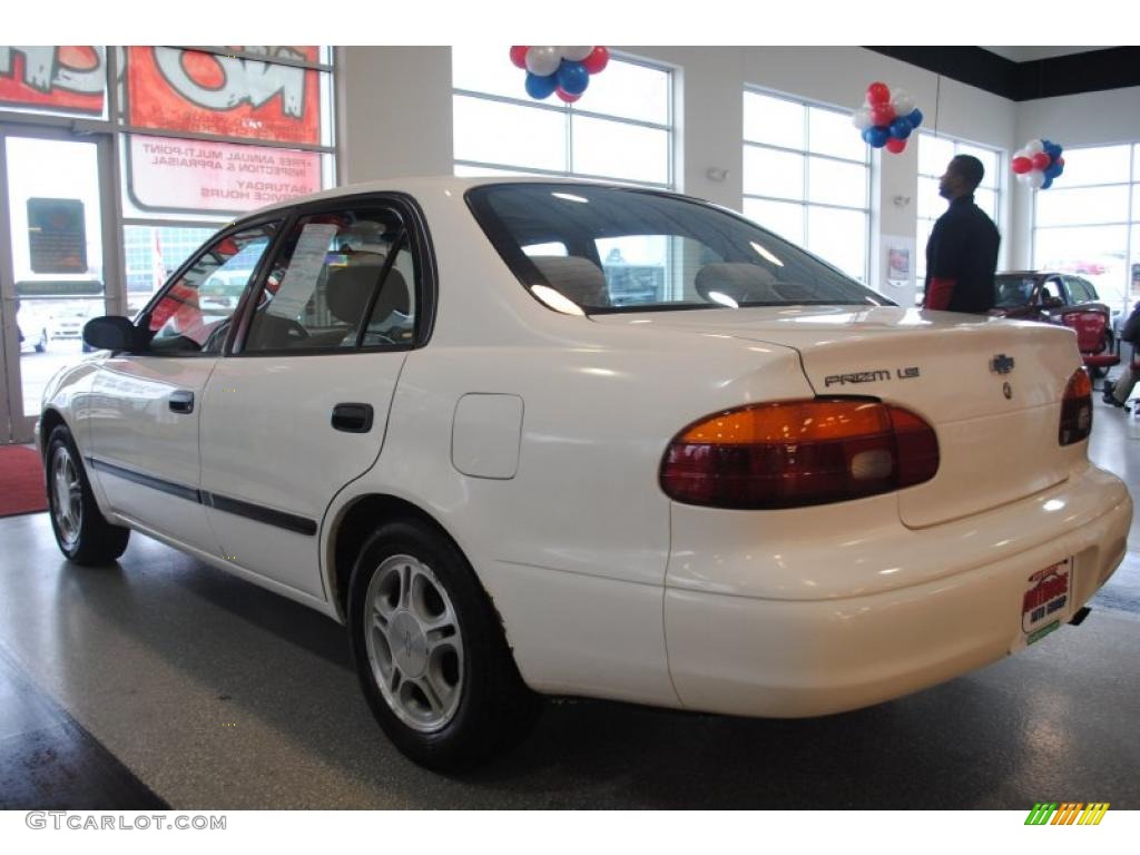 2001 Prizm LSi - White / Dark Charcoal photo #4