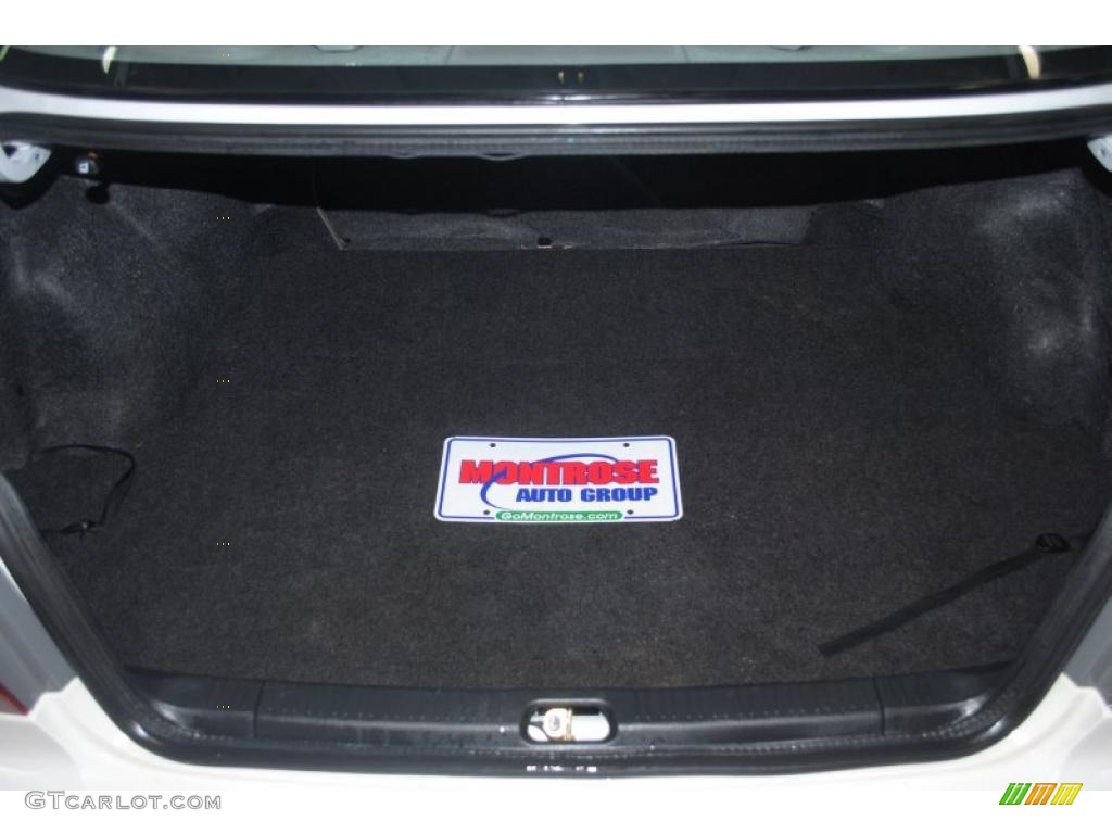 2001 Prizm LSi - White / Dark Charcoal photo #19