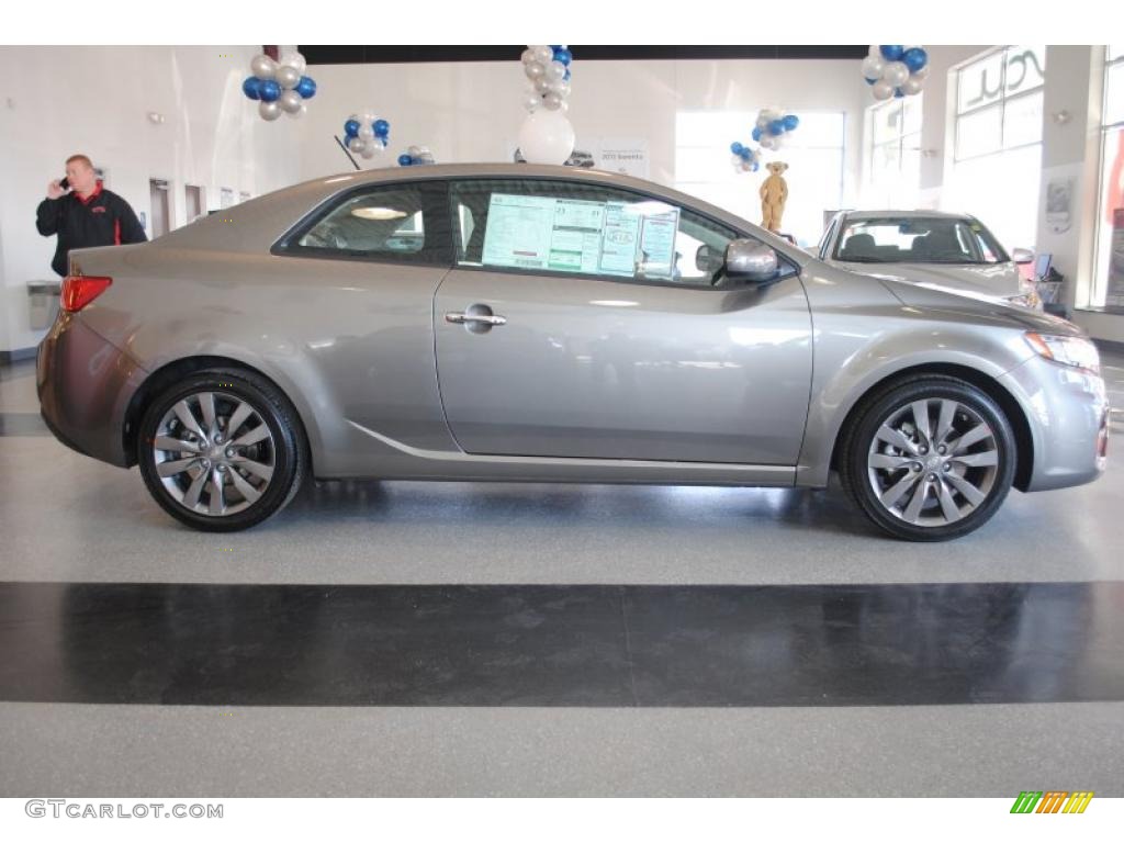 Titanium 2011 Kia Forte Koup SX Exterior Photo #45913341