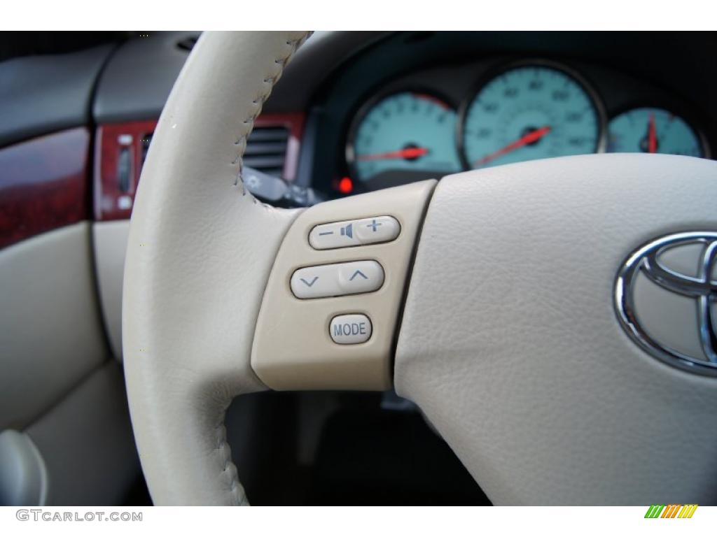 2004 Toyota Solara SLE V6 Convertible Controls Photo #45915339