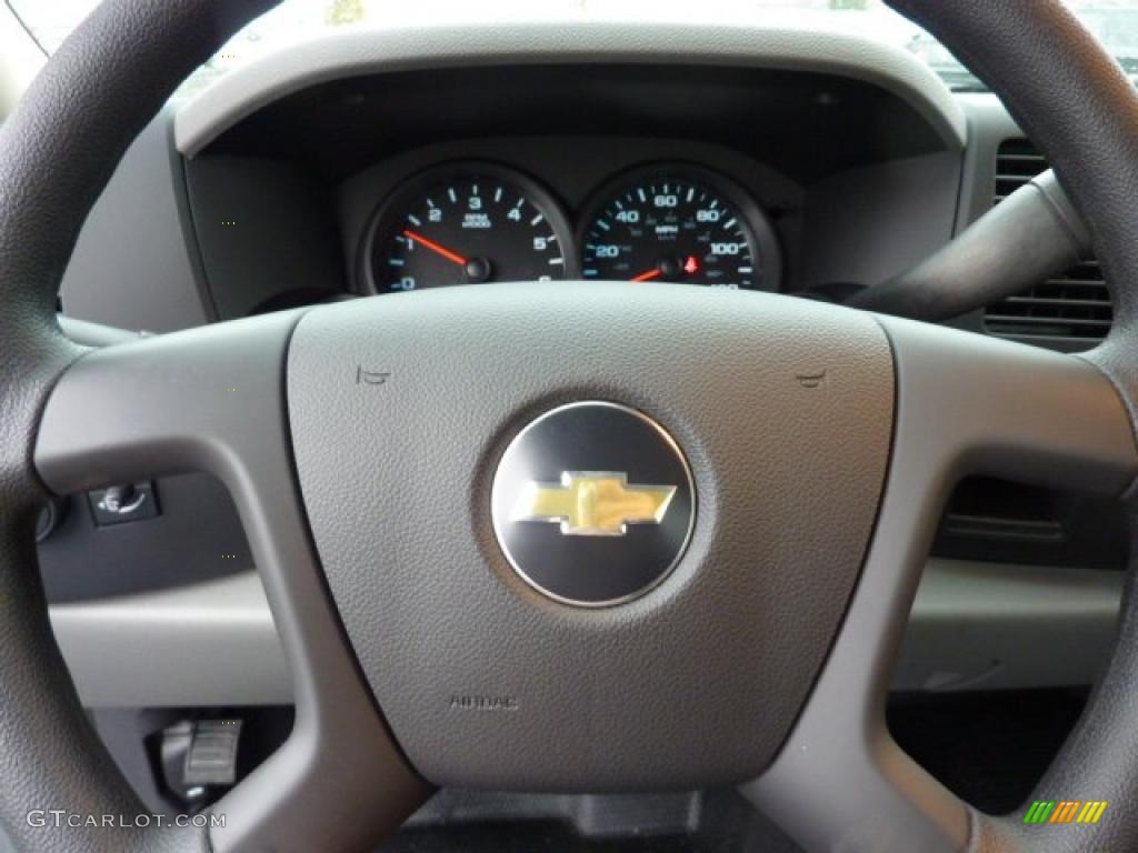 2011 Silverado 1500 Regular Cab 4x4 - Sheer Silver Metallic / Dark Titanium photo #19
