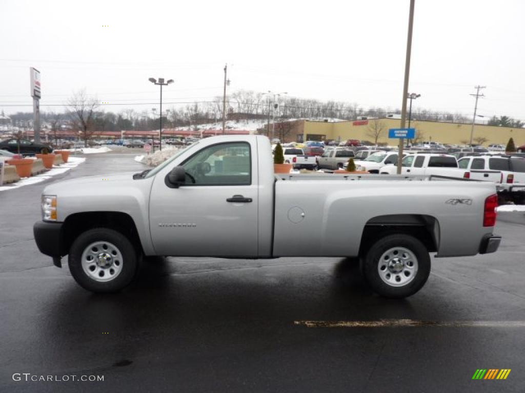 2011 Silverado 1500 Regular Cab 4x4 - Sheer Silver Metallic / Dark Titanium photo #4