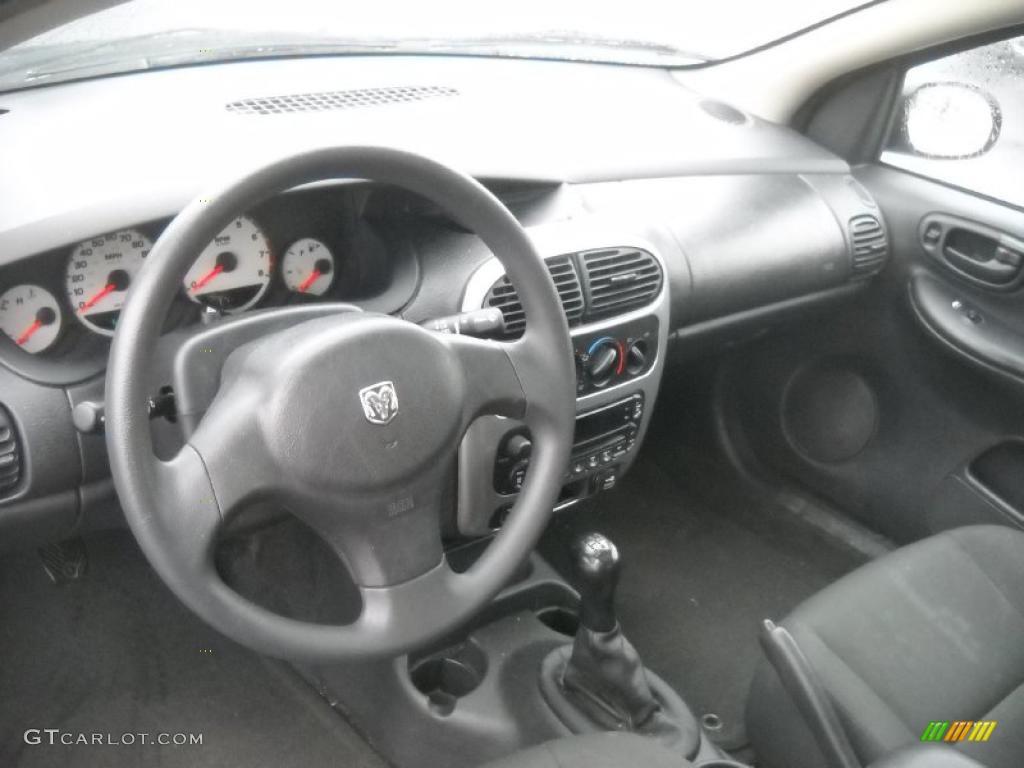 2005 Neon SXT - Black / Dark Slate Gray photo #7