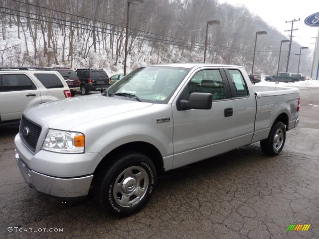 2005 F150 XLT SuperCab - Silver Metallic / Medium Flint Grey photo #5