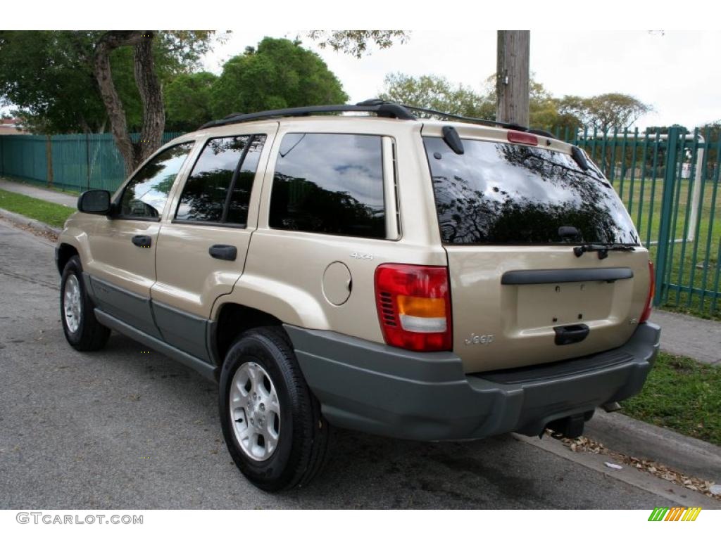 Champagne Pearlcoat 2000 Jeep Grand Cherokee Laredo 4x4 Exterior Photo #45920647