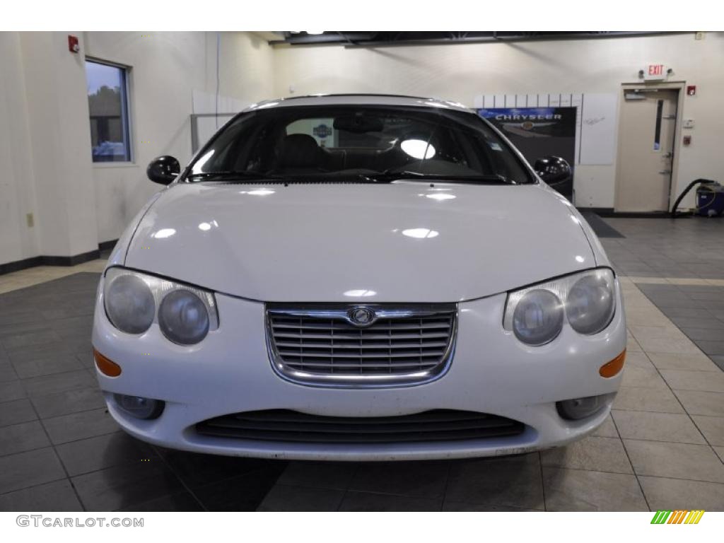 2003 300 M Sedan - Stone White / Sandstone photo #3