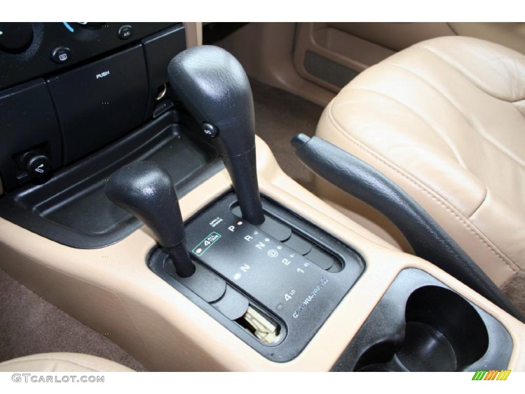 2000 Jeep Grand Cherokee Laredo 4x4 4 Speed Automatic Transmission Photo #45921448