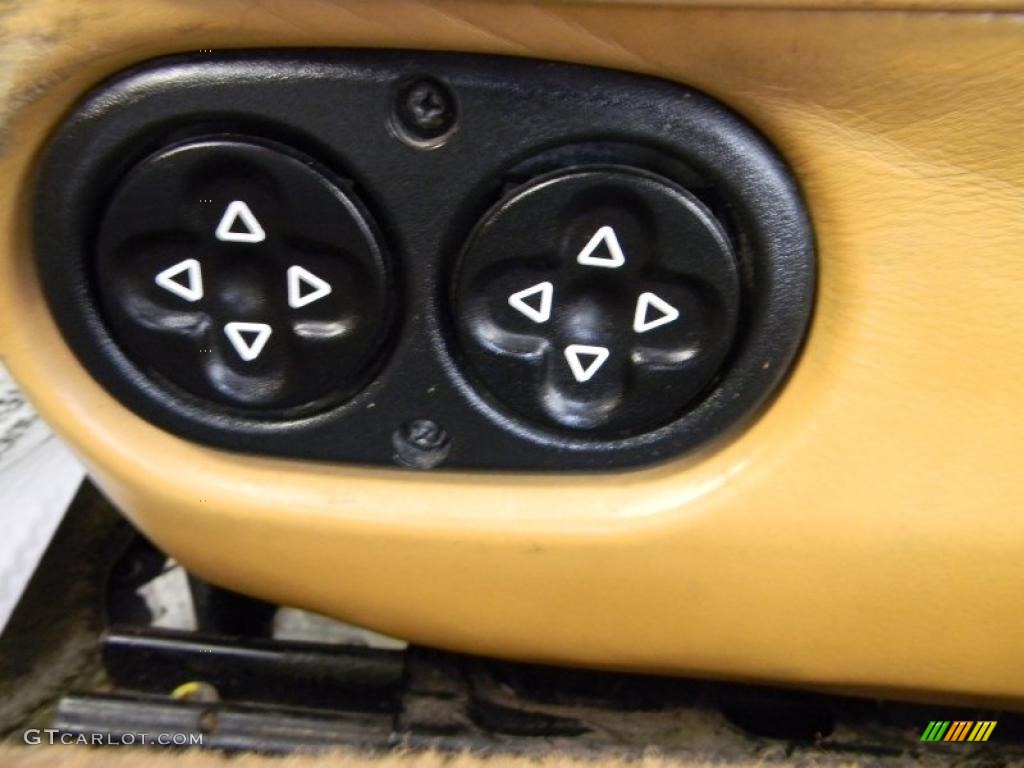 1991 Porsche 911 Carrera 2 Targa Controls Photo #45923560