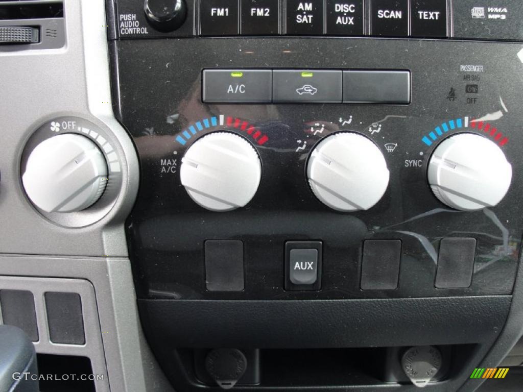 2011 Toyota Tundra TSS Double Cab Controls Photo #45924367
