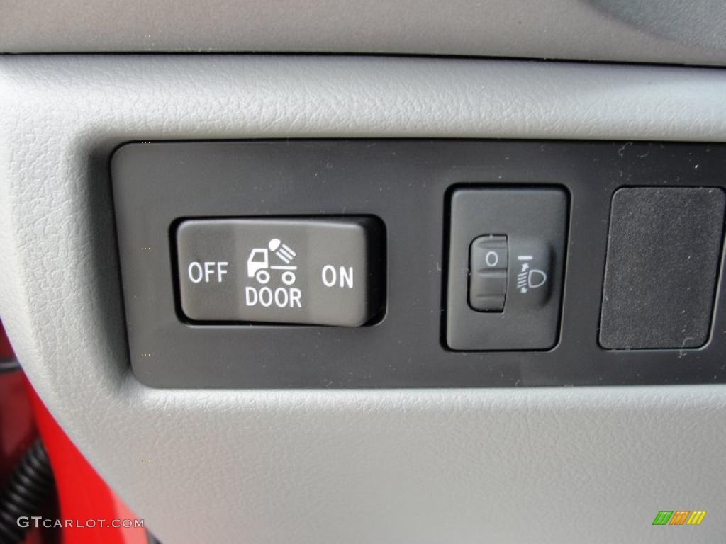 2011 Toyota Tundra TSS Double Cab Controls Photo #45924388