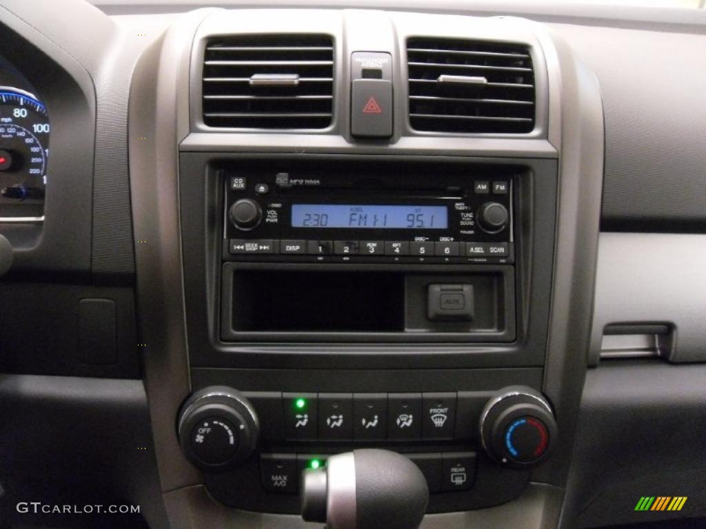 2011 Honda CR-V LX Controls Photo #45925090