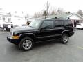Black Clearcoat - Commander Sport 4x4 Photo No. 1
