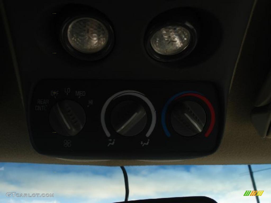 1997 Suburban K1500 LT 4x4 - Emerald Green Metallic / Neutral photo #18