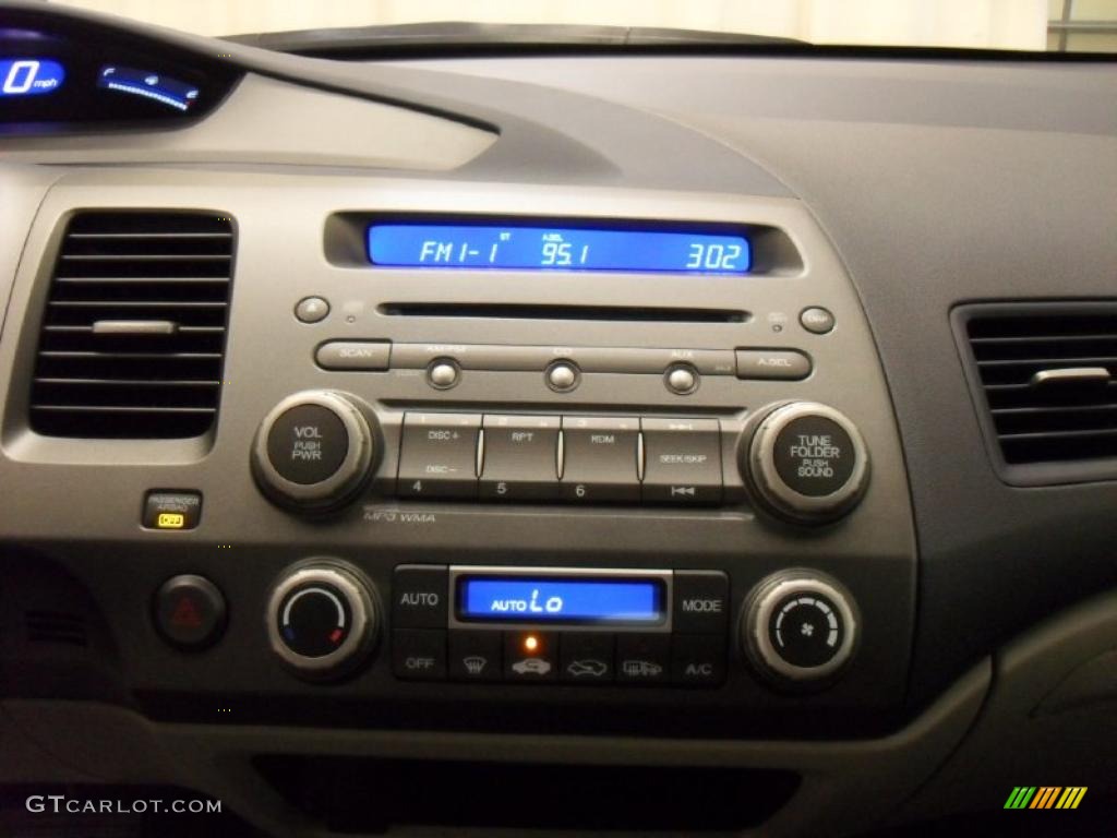 2011 Honda Civic Hybrid Sedan Controls Photo #45925963
