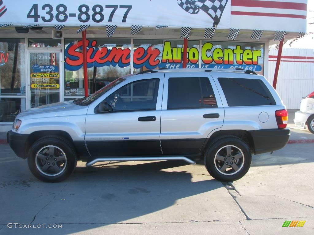 2004 Grand Cherokee Freedom Edition 4x4 - Bright Silver Metallic / Dark Slate Gray photo #1