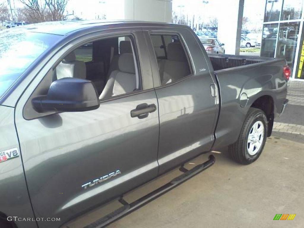 2008 Tundra SR5 Double Cab - Slate Gray Metallic / Graphite Gray photo #20