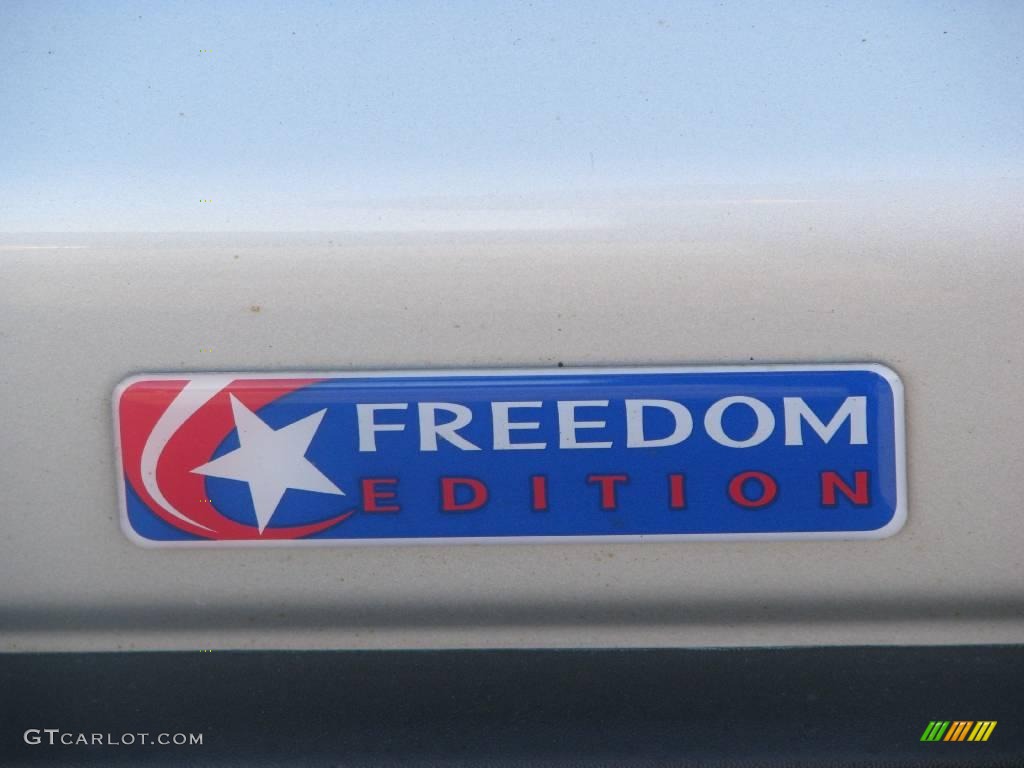 2004 Jeep Grand Cherokee Freedom Edition 4x4 Marks and Logos Photo #4592650