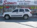 2005 Stone White Jeep Grand Cherokee Laredo 4x4  photo #1