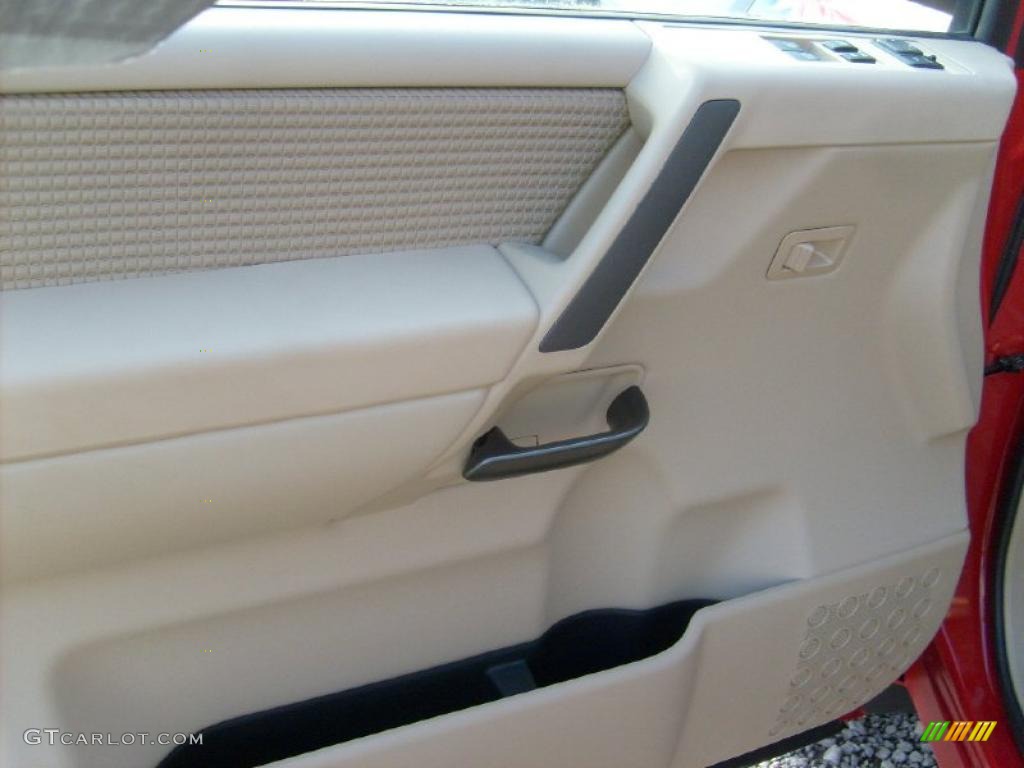 2011 Nissan Titan SV King Cab 4x4 Almond Door Panel Photo #45927400