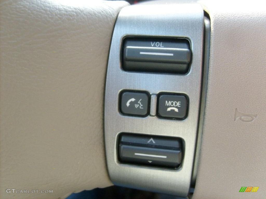 2011 Nissan Titan SV King Cab 4x4 Controls Photo #45927427