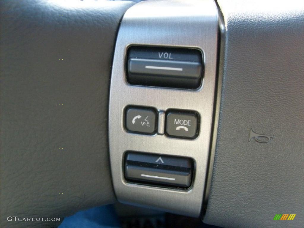 2011 Nissan Titan SL Crew Cab 4x4 Controls Photo #45927496