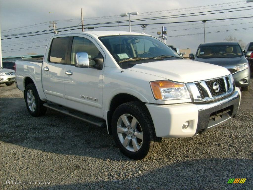 Blizzard White 2011 Nissan Titan SL Crew Cab 4x4 Exterior Photo #45927532