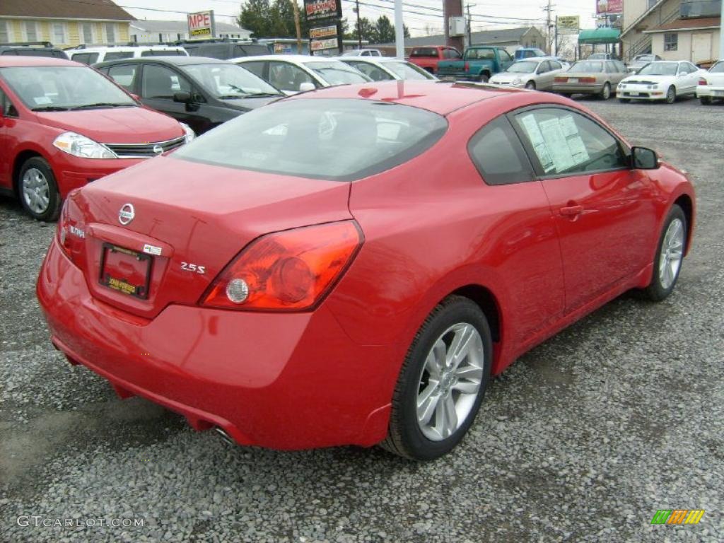 2011 Altima 2.5 S Coupe - Red Alert / Charcoal photo #9