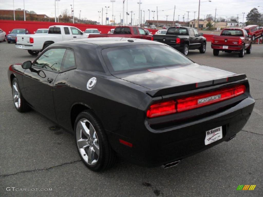 2011 Challenger Rallye - Brilliant Black Crystal Pearl / Dark Slate Gray photo #2