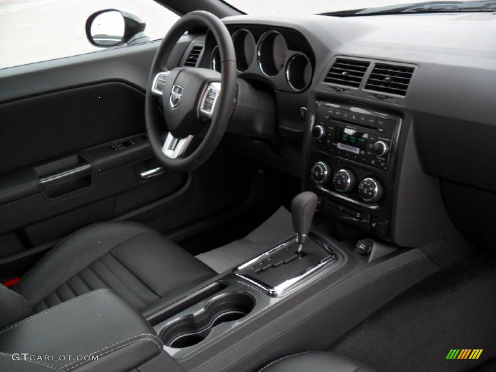 2011 Challenger Rallye - Brilliant Black Crystal Pearl / Dark Slate Gray photo #19