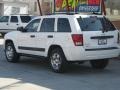 2005 Stone White Jeep Grand Cherokee Laredo 4x4  photo #27