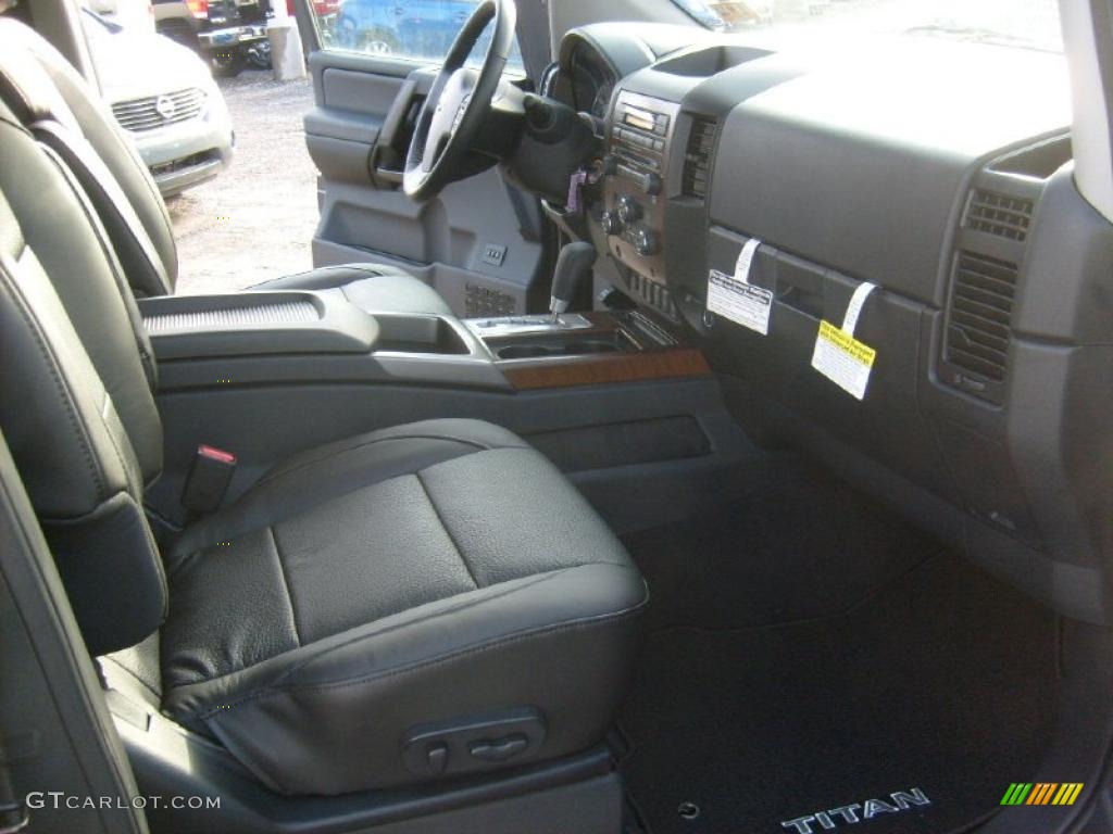 Charcoal Interior 2011 Nissan Titan SL Crew Cab 4x4 Photo #45928603