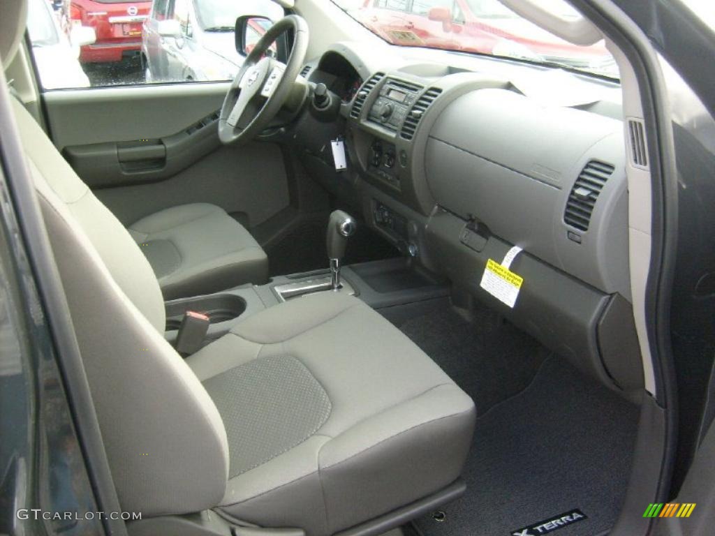Gray Interior 2011 Nissan Xterra X 4x4 Photo #45928744