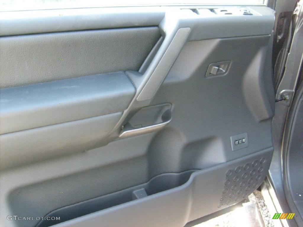 2011 Nissan Titan SL Crew Cab 4x4 Charcoal Door Panel Photo #45928861