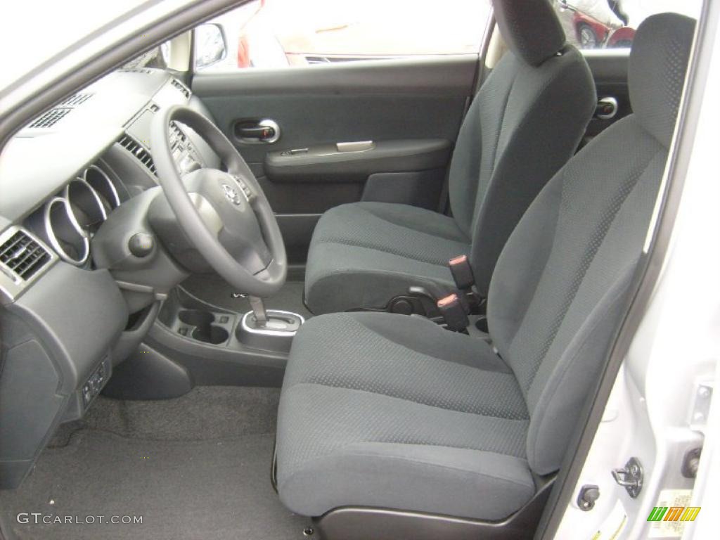 Charcoal Interior 2011 Nissan Versa 1.8 S Sedan Photo #45928915