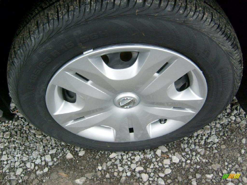 2011 Nissan Versa 1.8 S Sedan Wheel Photo #45929005
