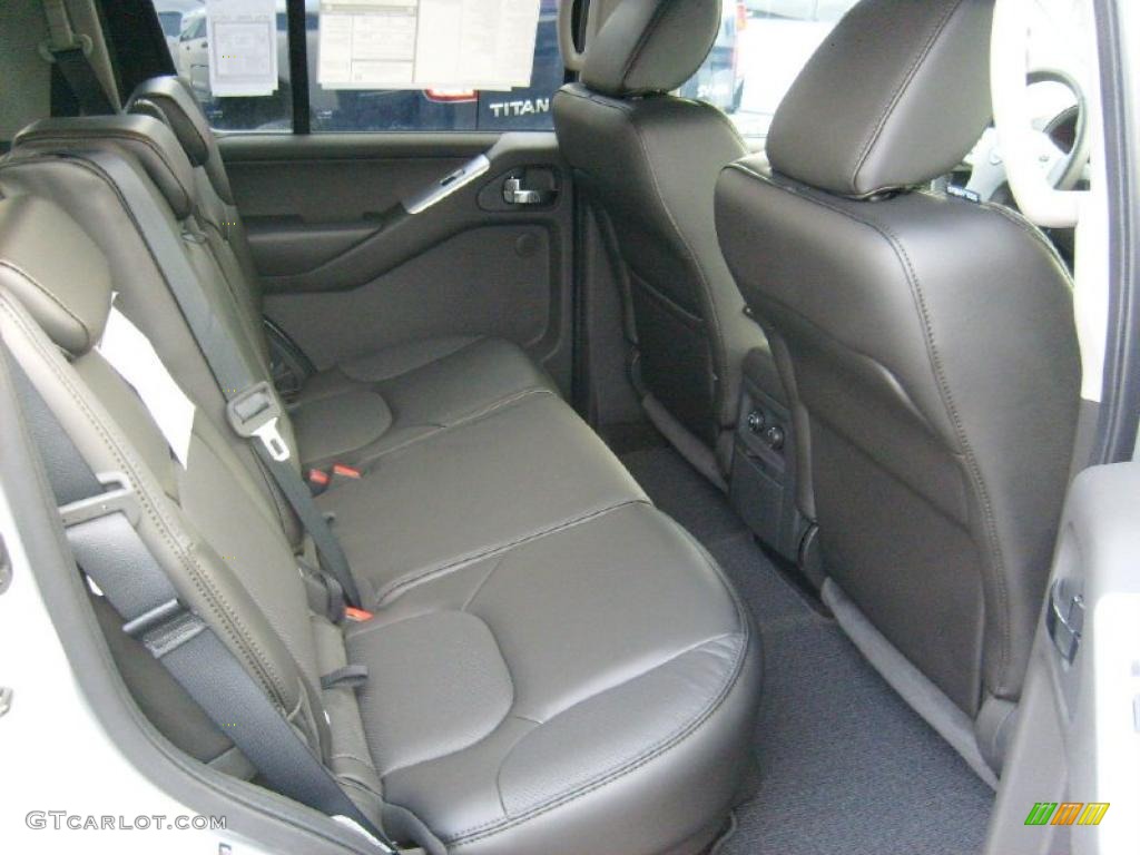 Graphite Interior 2011 Nissan Pathfinder Silver 4x4 Photo #45929218