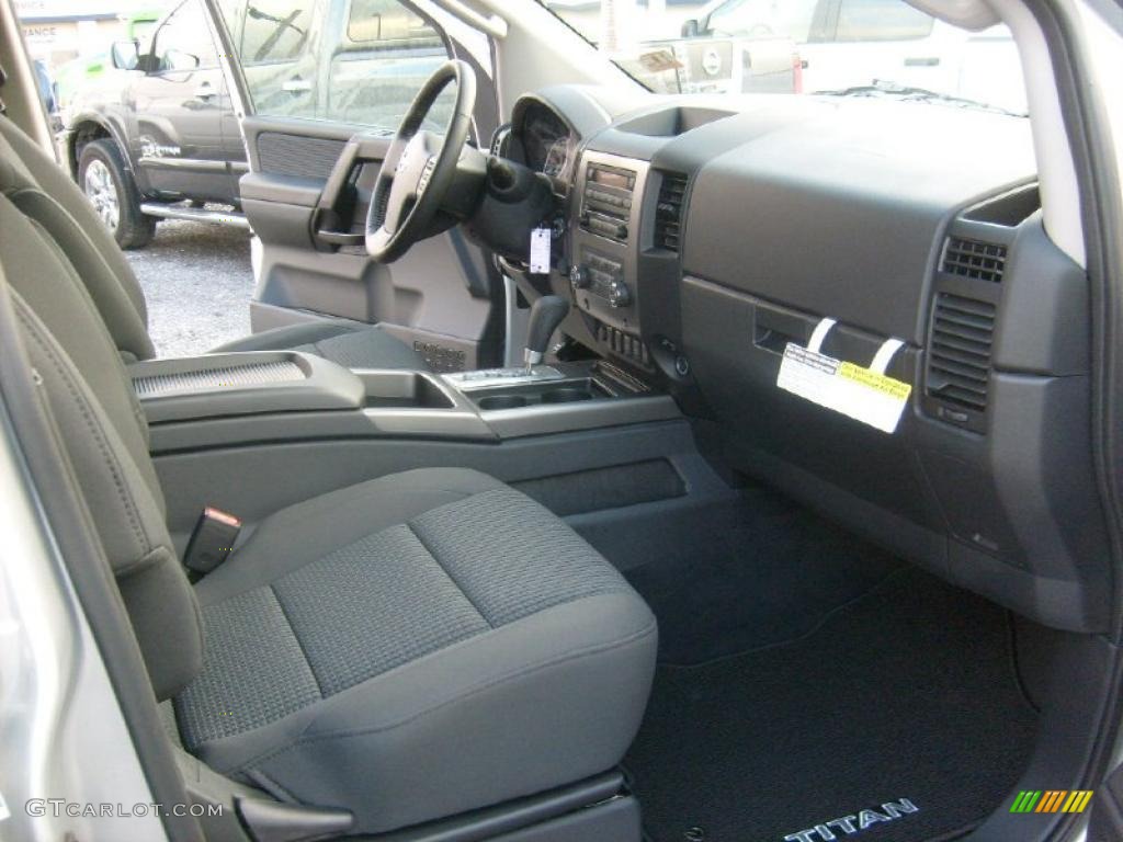 Charcoal Interior 2011 Nissan Titan SV Crew Cab 4x4 Photo #45929323