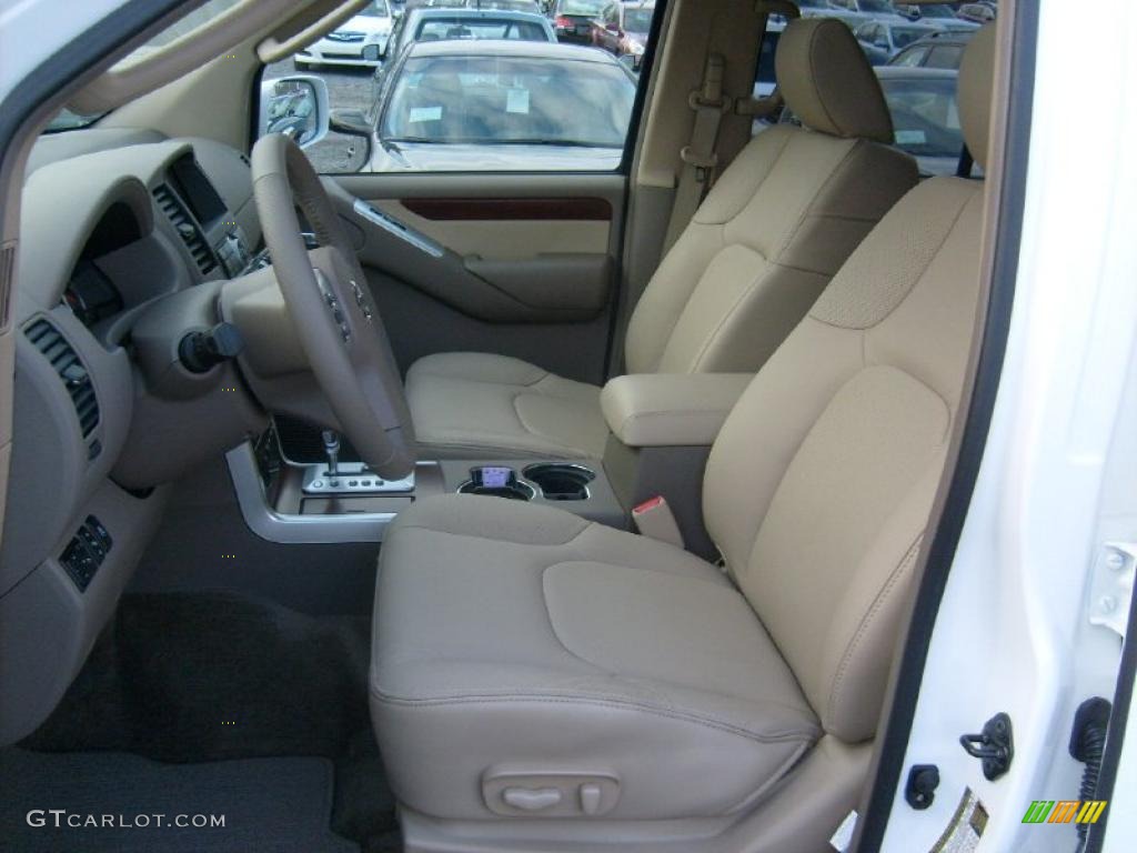 Cafe Latte Interior 2011 Nissan Pathfinder LE 4x4 Photo #45929935