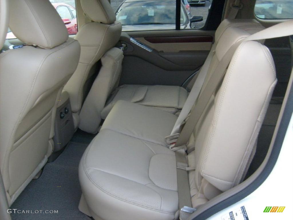 Cafe Latte Interior 2011 Nissan Pathfinder LE 4x4 Photo #45929968