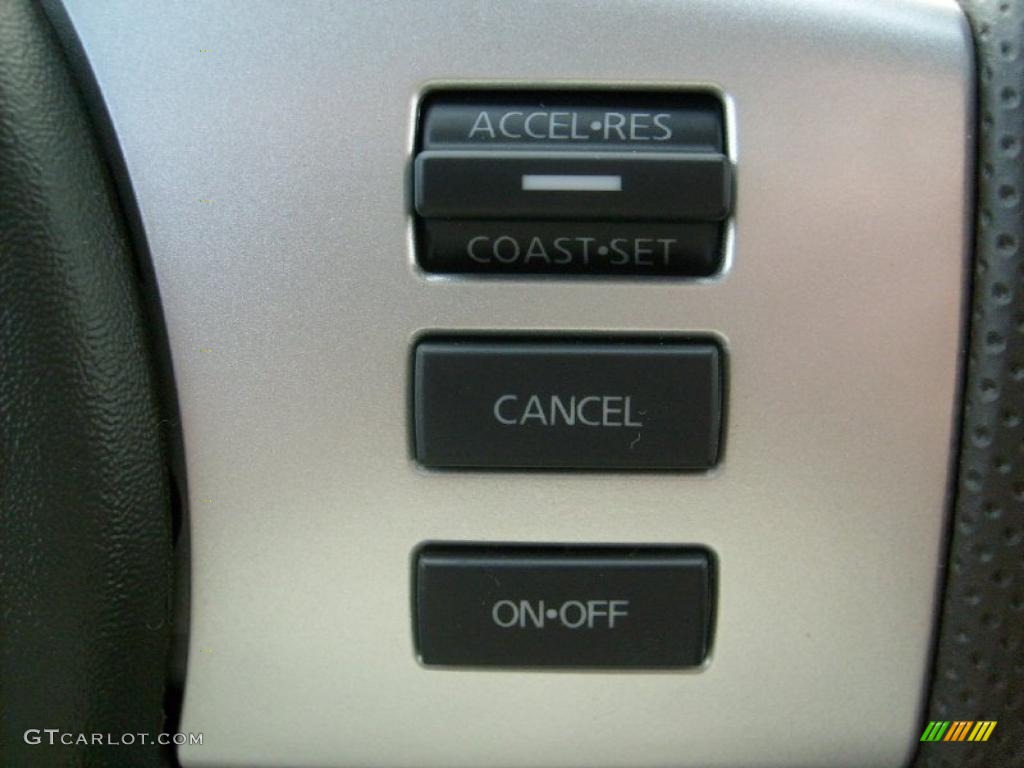 2011 Nissan Pathfinder Silver 4x4 Controls Photo #45930205