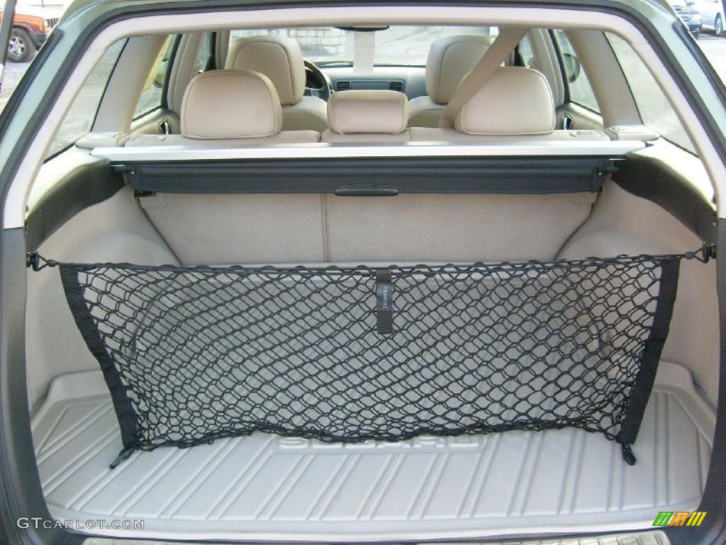 2006 Subaru Outback 3.0 R L.L.Bean Edition Wagon Trunk Photo #45930532